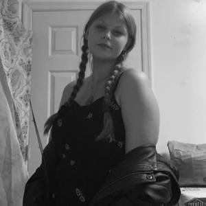 Meet your Posher, Kaitlin